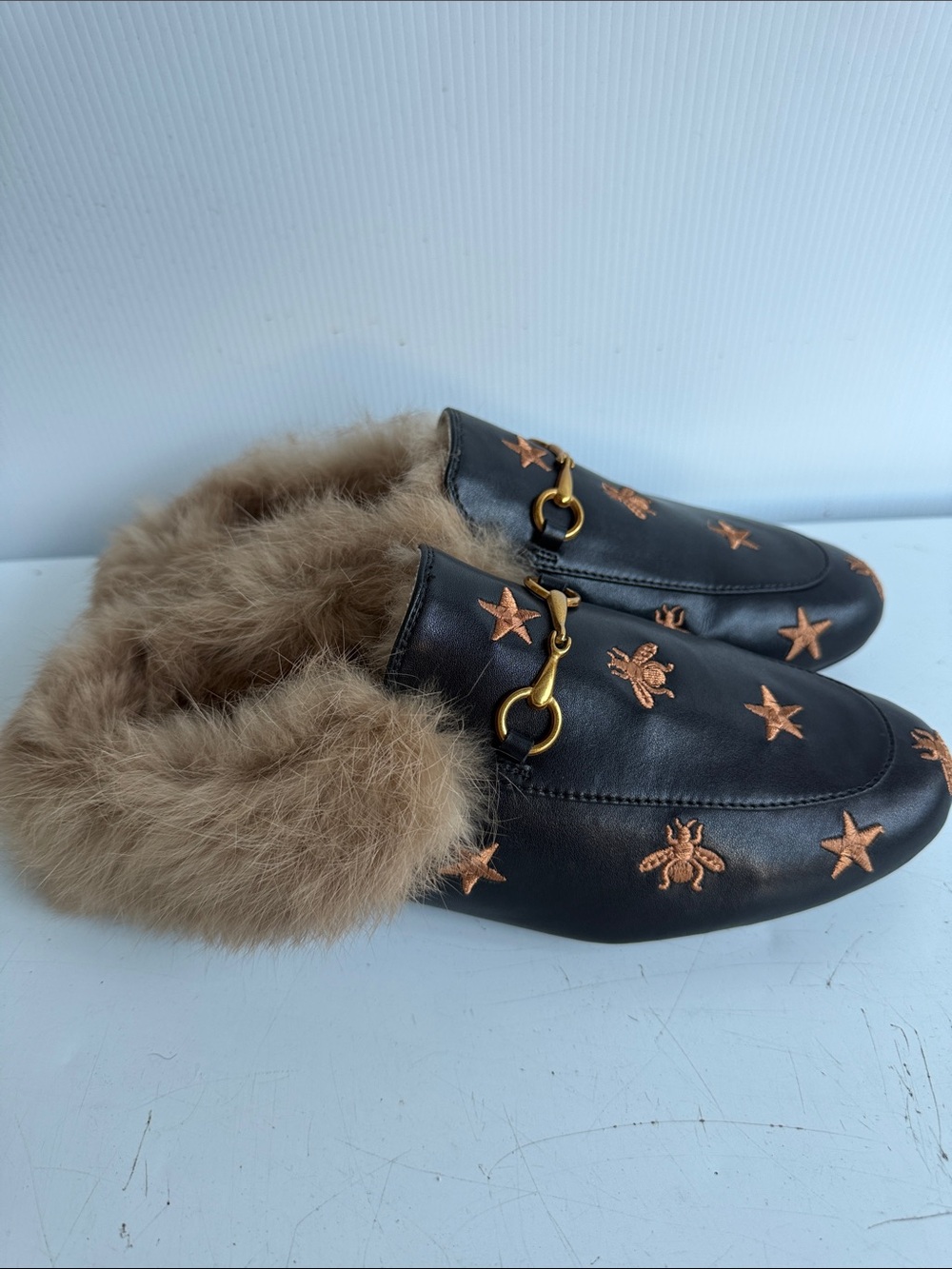 Faux Fur Lined Luxury Slippers Mules Horsebit Buckle Bees Stars US 9.5 EU 40 - Picture 3 of 7